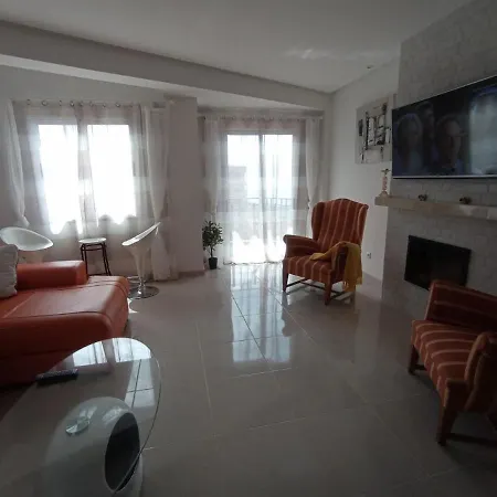 Icoden House & Perfect For Икод-де-лос-Винос